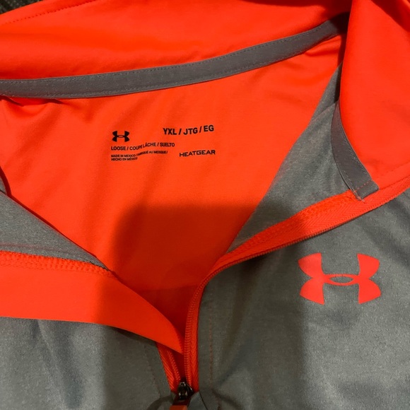 Lightweight - Picture 2 of 3